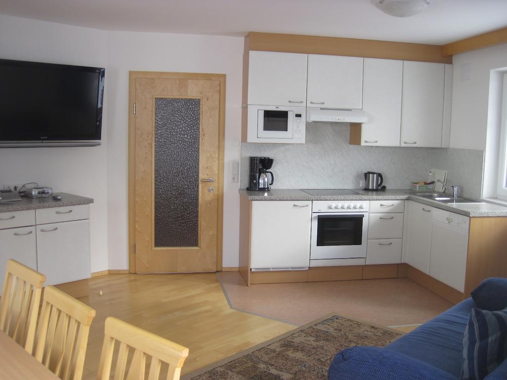 Adamsberg Apartment Galtuer Phòng bức ảnh