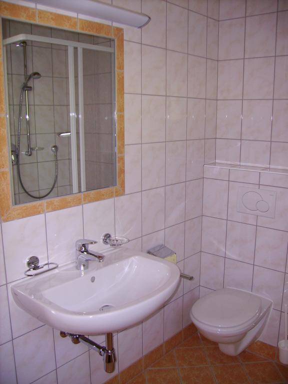 Adamsberg Apartment Galtuer Phòng bức ảnh